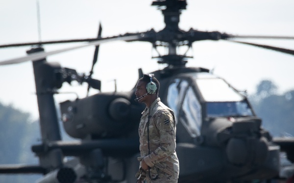 3rd Combat Aviation Brigade conducts aerial gunnery with new AH-64E Apaches.