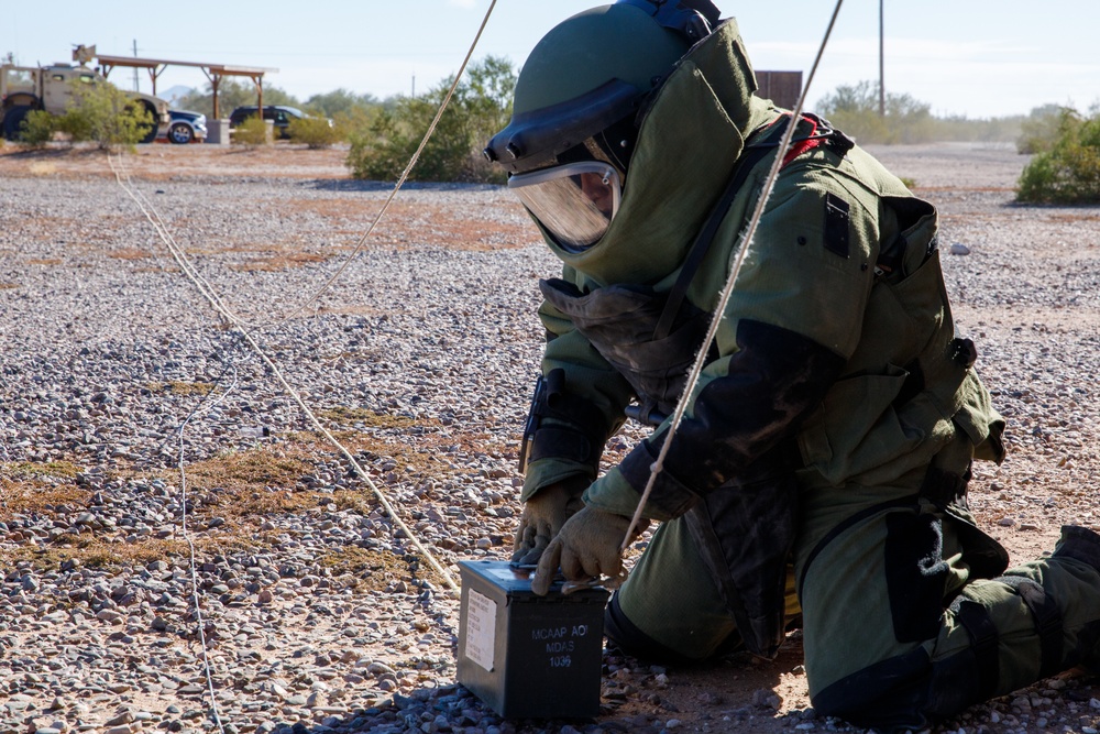 Arizona Guard's 363rd EOD Co. Conduct Team Leader Qualification