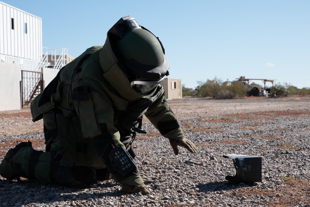 Arizona Guard's 363rd EOD Co. Conduct Team Leader Qualification