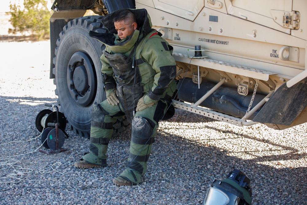 Arizona Guard's 363rd EOD Co. Conduct Team Leader Qualification