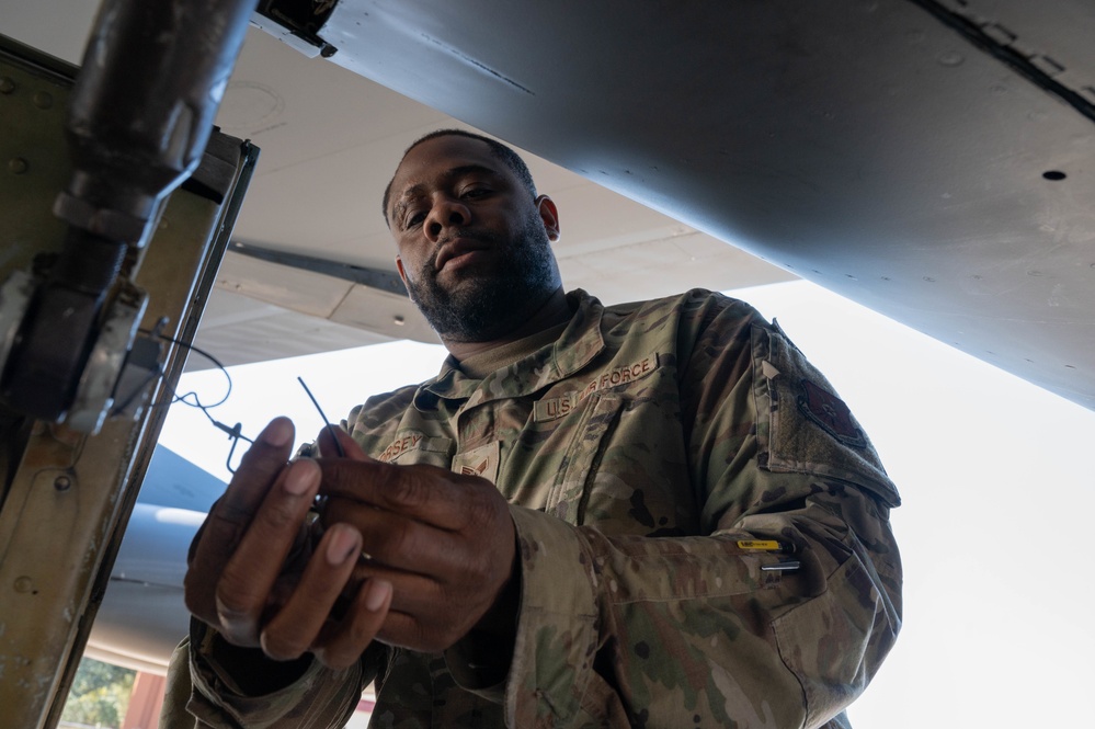 2AMXS maintains mission excellence during Global Thunder 22