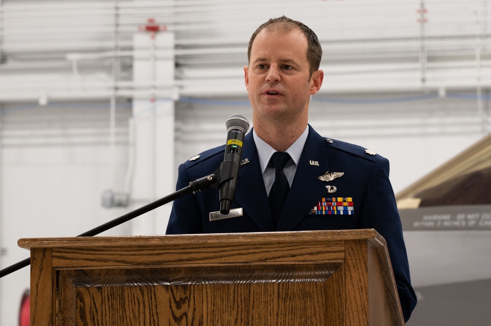 Worrell assumes command of 356th FS