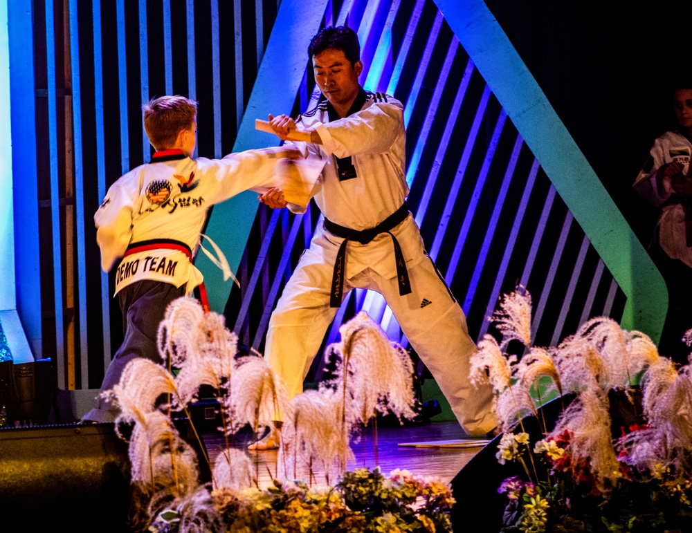 Music transcends cultural differences