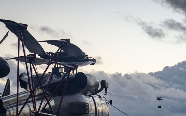 USS Carl Vinson (CVN 70) Conducts VERTREP with USNS Yukon (T-AO 202)