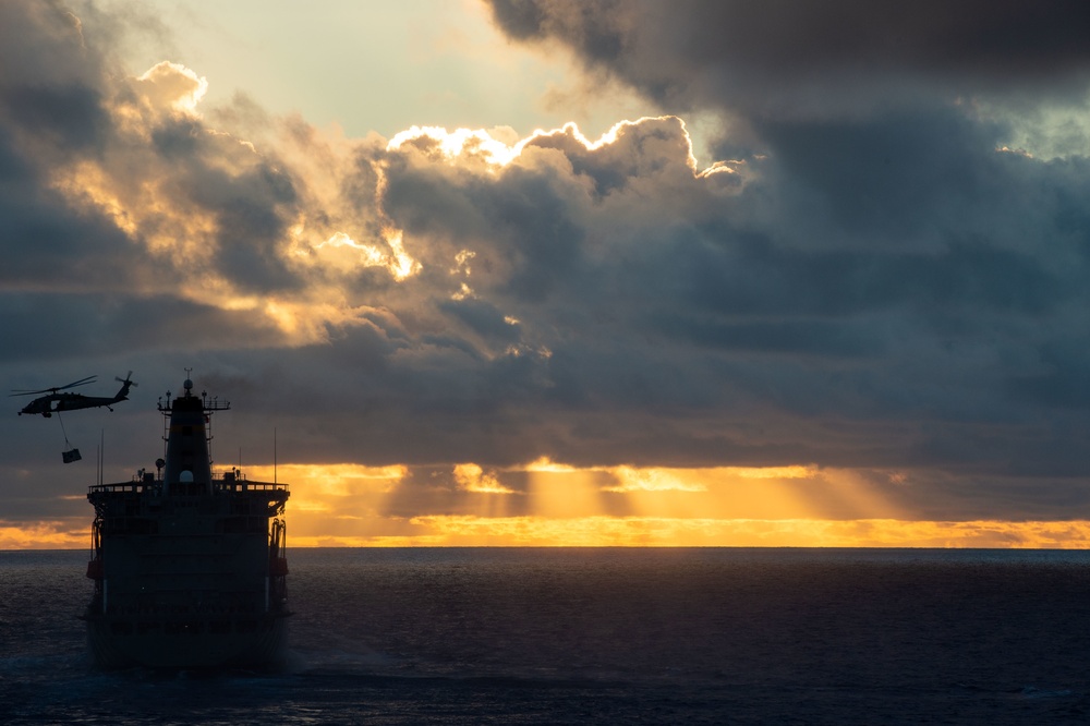 USS Carl Vinson (CVN 70) Conducts VERTREP with USNS Yukon (T-AO 202)