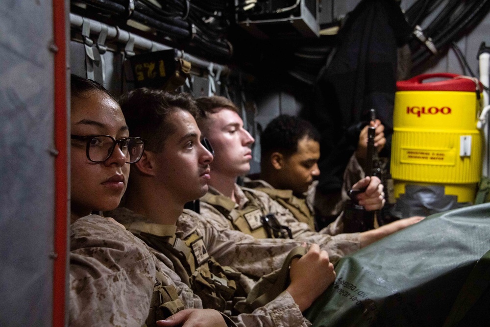 USS Portland (LPD 27) Conducts LCAC Operations