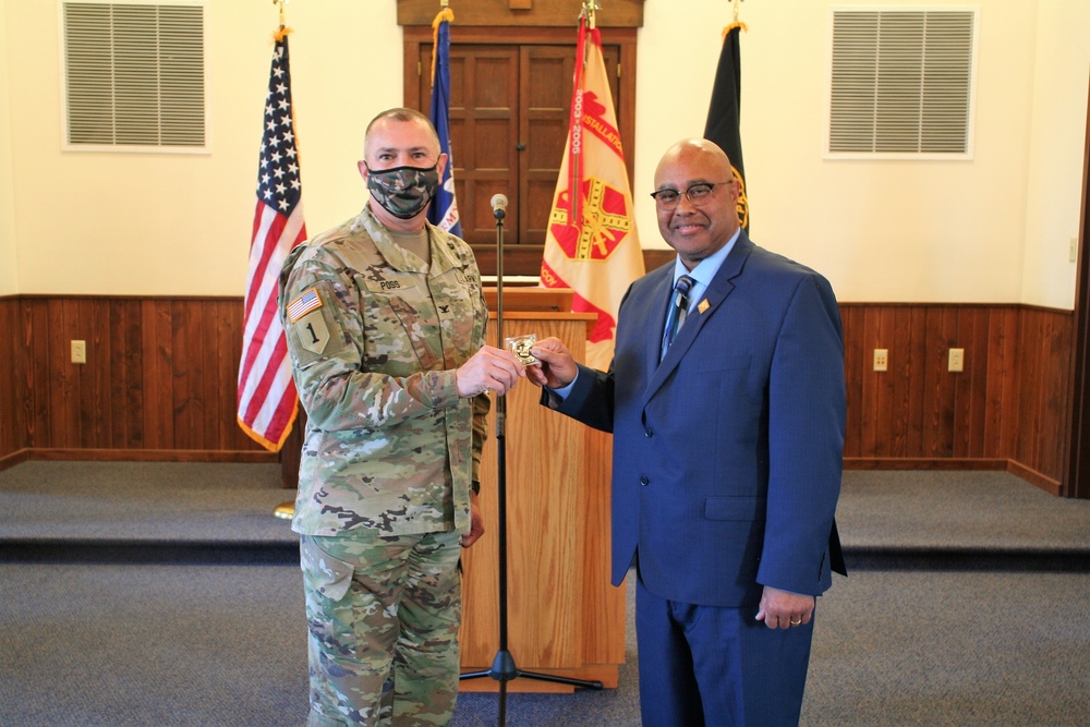 DVIDS - News - Photo Essay: Fort McCoy Garrison Commander coins ...