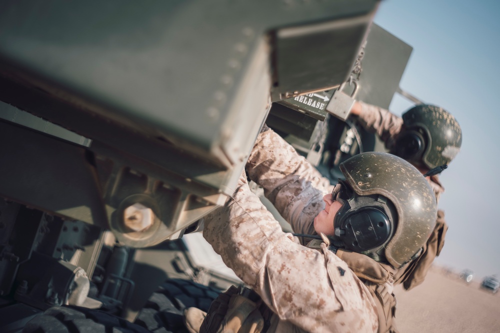 11th MEU supports HIMARS rapid infiltration exercise in Kuwait