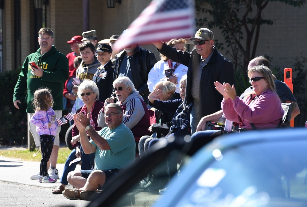 Keesler Dragons honor veterans during parade