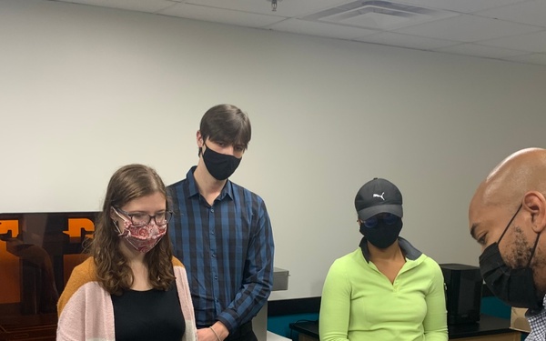 VCU's Future Students Tour NSWCDD's iLab