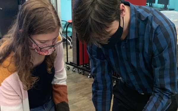 VCU's Future Scientists Tour NSWCDD's iLab