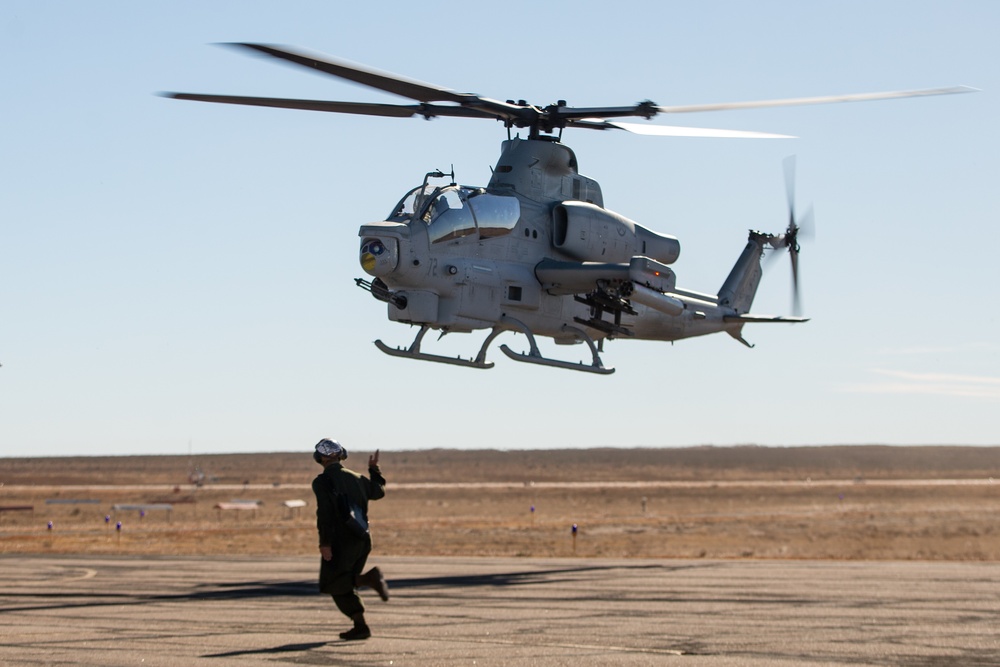 Marines train in Rocky Mountains: Flight Operations In Full Swing
