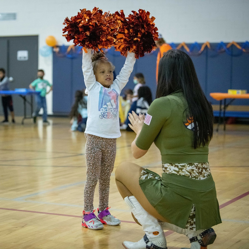 Buckley hosts Denver Broncos NFL PLAY 60 event