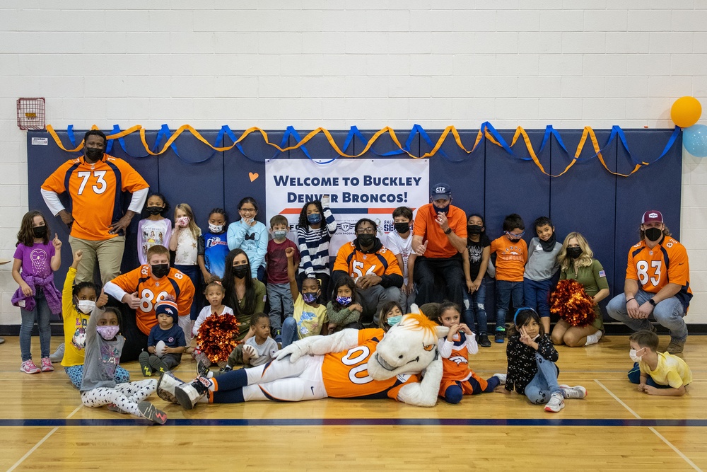 Buckley hosts Denver Broncos NFL PLAY 60 event