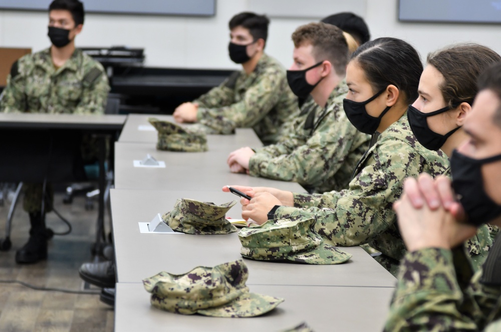 U.S. Naval Academy Midshipmen Visit Dahlgren