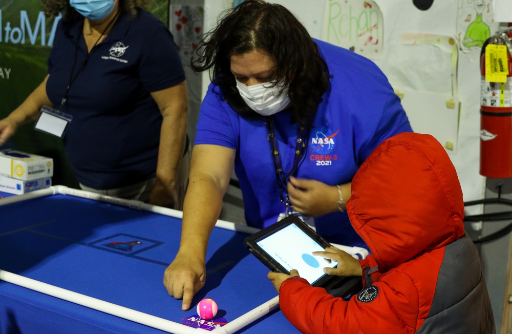 NASA Personnel Visits Task Force Eagle, Fort Lee Virginia