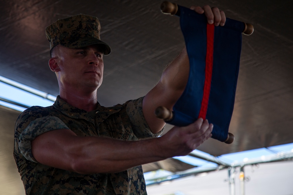 Marine Aviation Logistics Squadron 24: Cake Cutting Ceremony