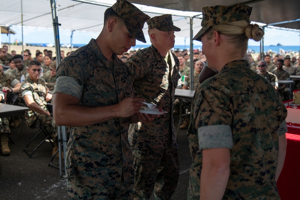 Marine Aviation Logistics Squadron 24: Cake Cutting Ceremony