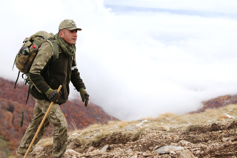 Regional Command-East Soldiers Compete in Best Mountain Warrior Contest