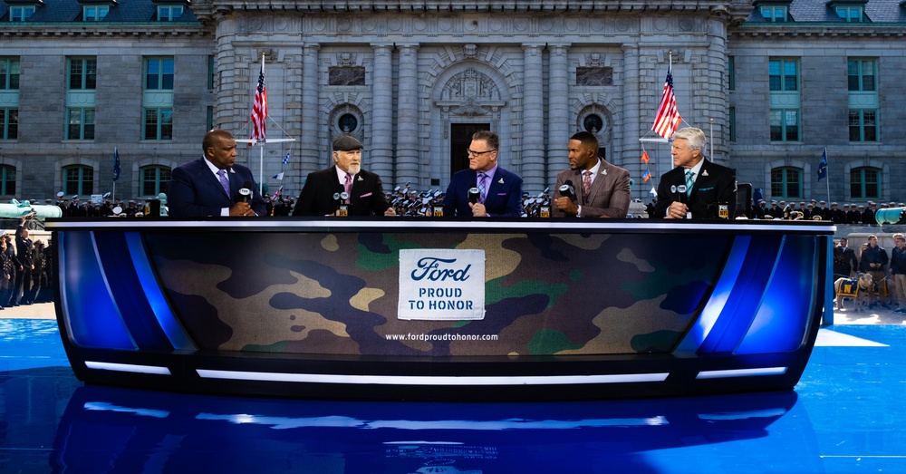 FOX Sports NFL Sunday Salute to Veterans Show