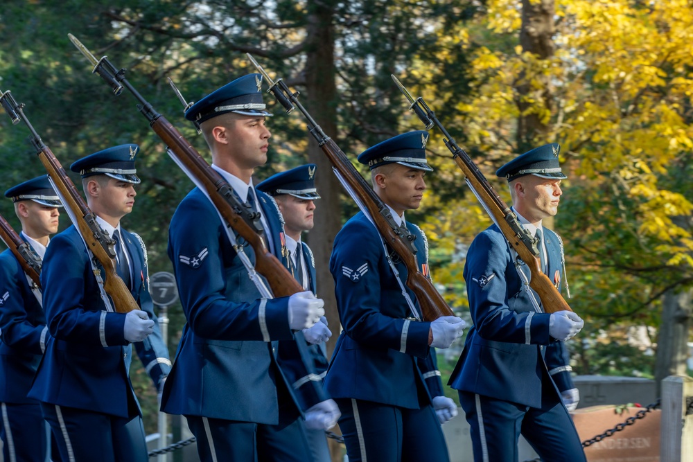 Tomb100 Procession