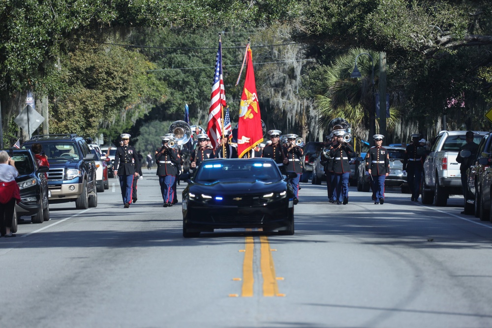 DVIDS Images Beaufort Veterans Day Parade [Image 1 of 6]