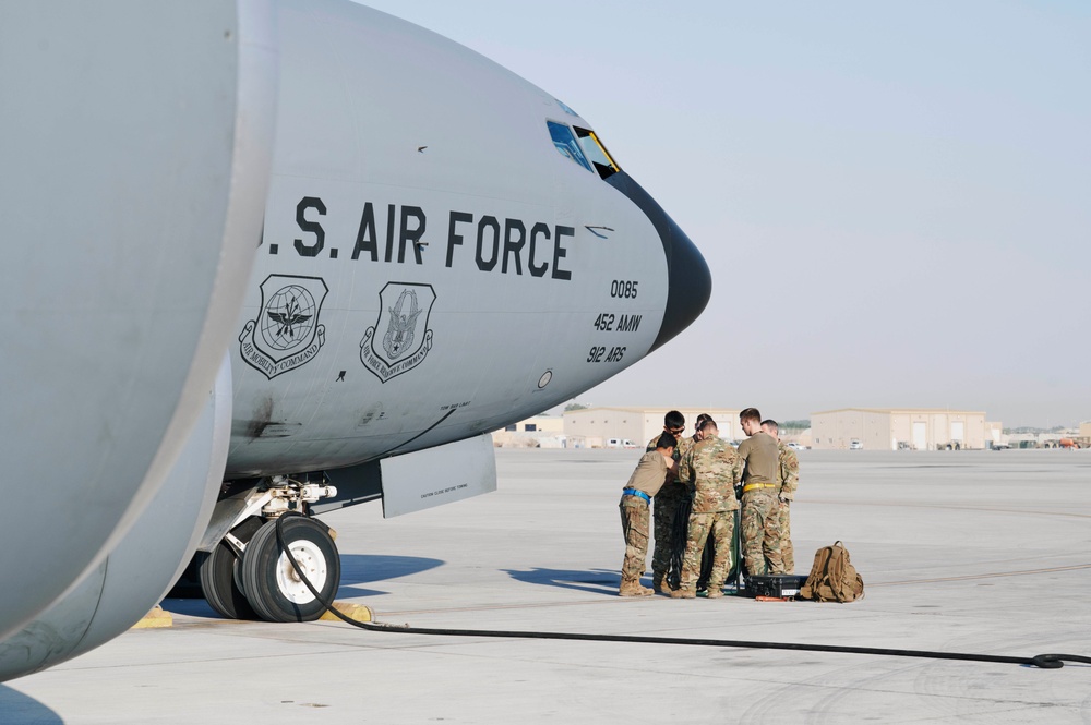 B-1B Lancers highlight U.S. commitment to partners and regional stability
