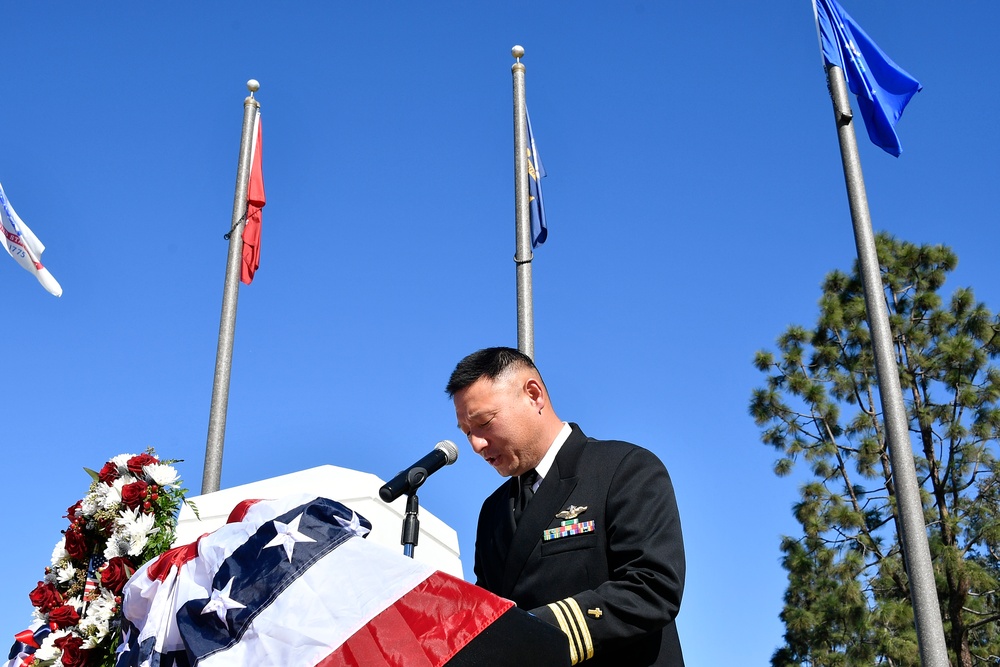 Navy Leaders from NBVC Commemorate Veterans Day Events