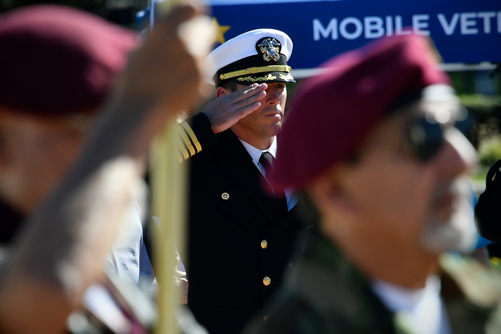 Navy Leaders from NBVC Commemorate Veterans Day Events