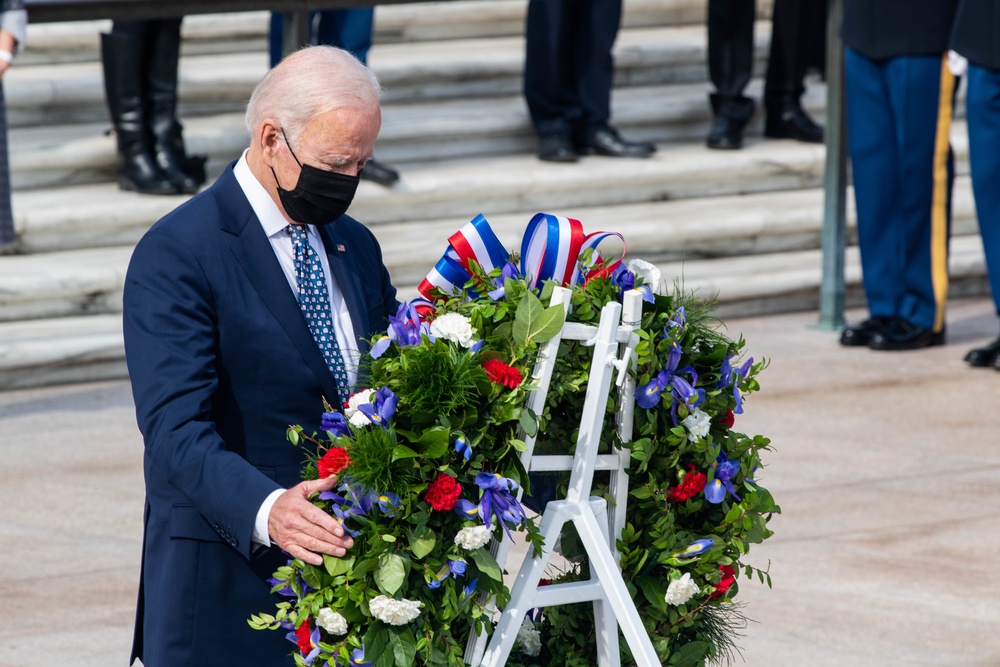 Arlington National Cemetery Veterans Day events 2021