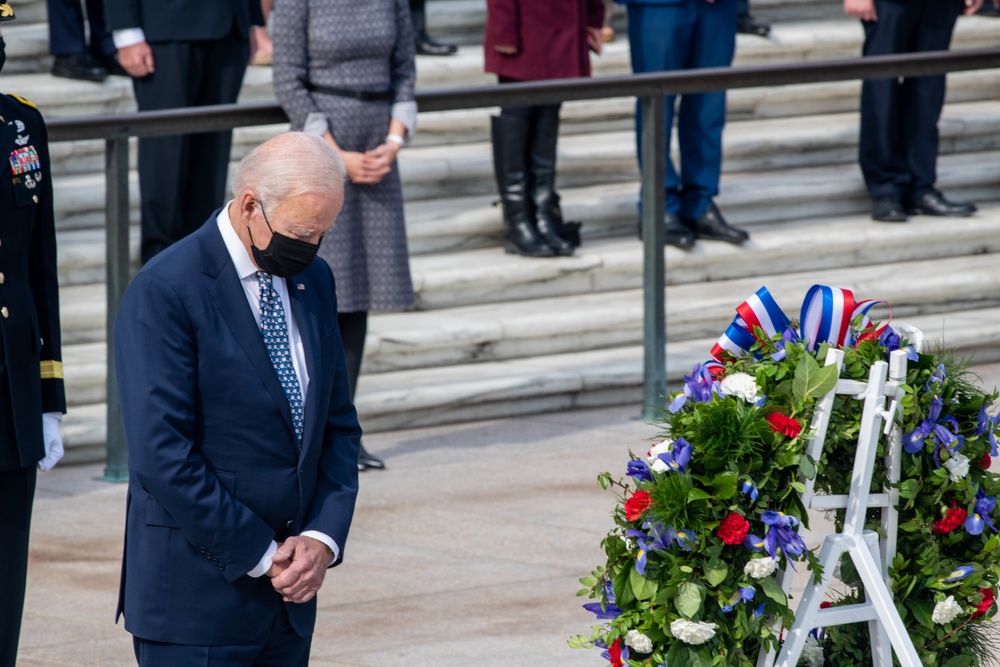 Arlington National Cemetery Veterans Day events 2021