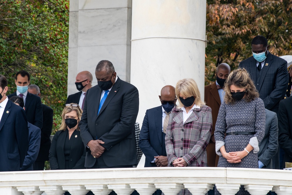 Arlington National Cemetery Veterans Day events 2021