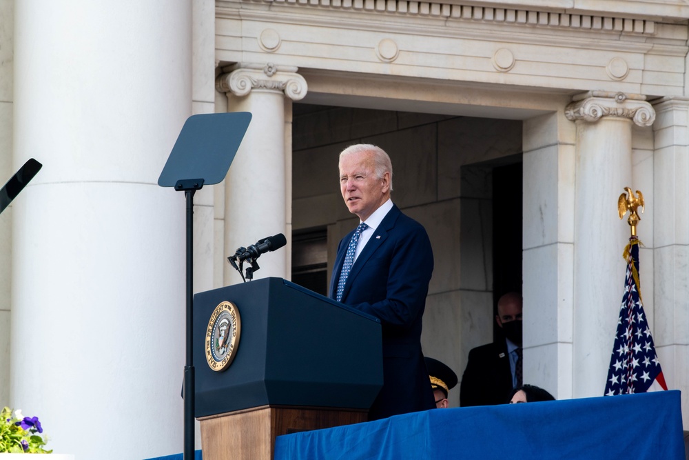 Arlington National Cemetery Veterans Day events 2021