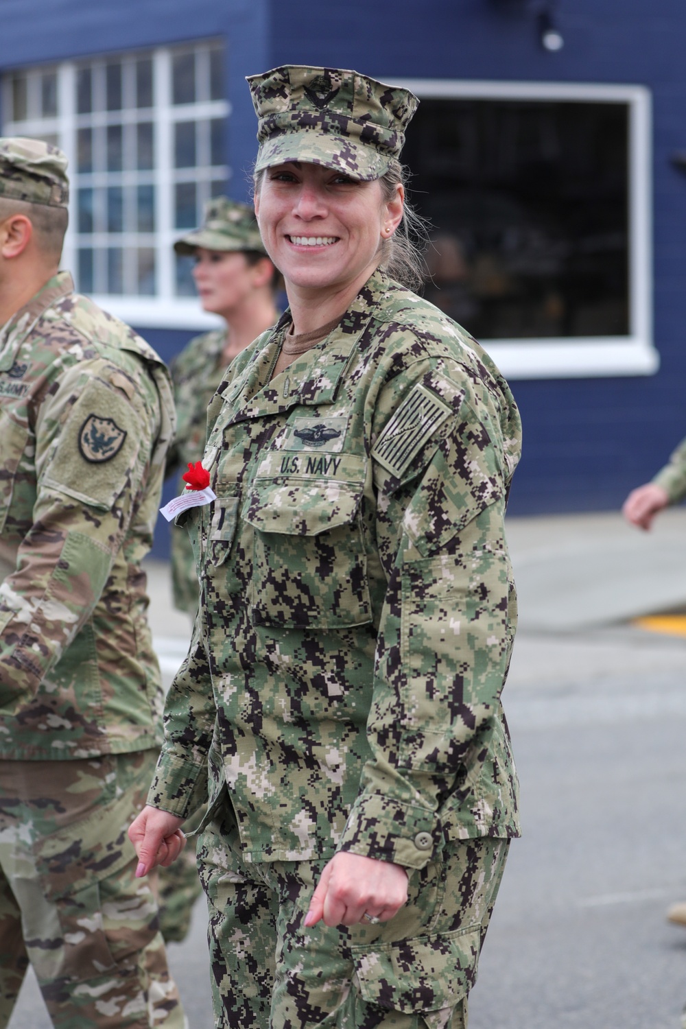 MRT Sailors participate in Wenatchee’s Veterans Day Parade