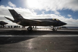 F-35C launch from the Lincoln
