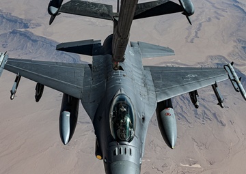 908th EARS connects with F-16’s