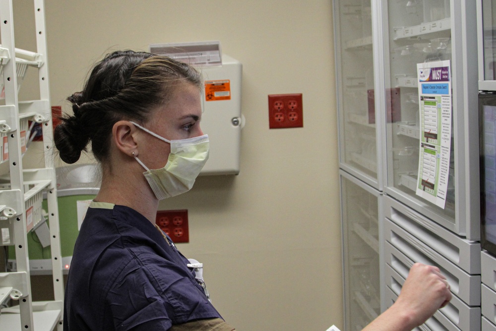 U.S. Navy Sailors provide Medical care for COVID patients at Billings Clinic Hospital in Billings, Montana