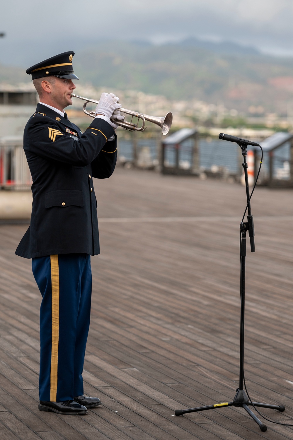 USS Missouri Memorial Association Hosts Annual Veteran's Day Sunset Ceremony