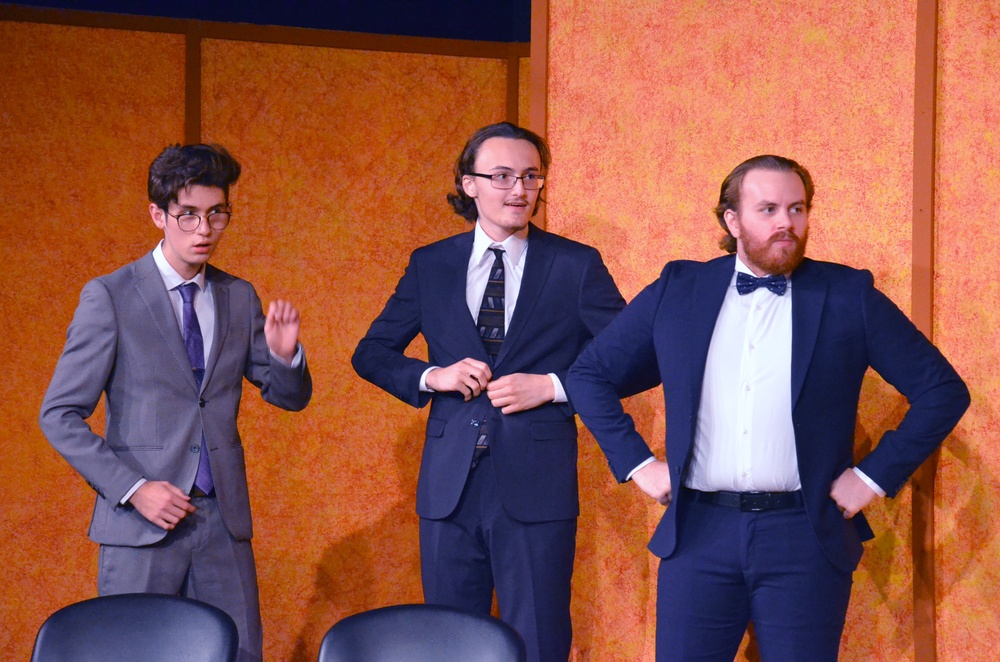 “Unforgettable Laughter” at Soldiers' Theatre “Unforgettable Laughter” at Soldiers' Theatre