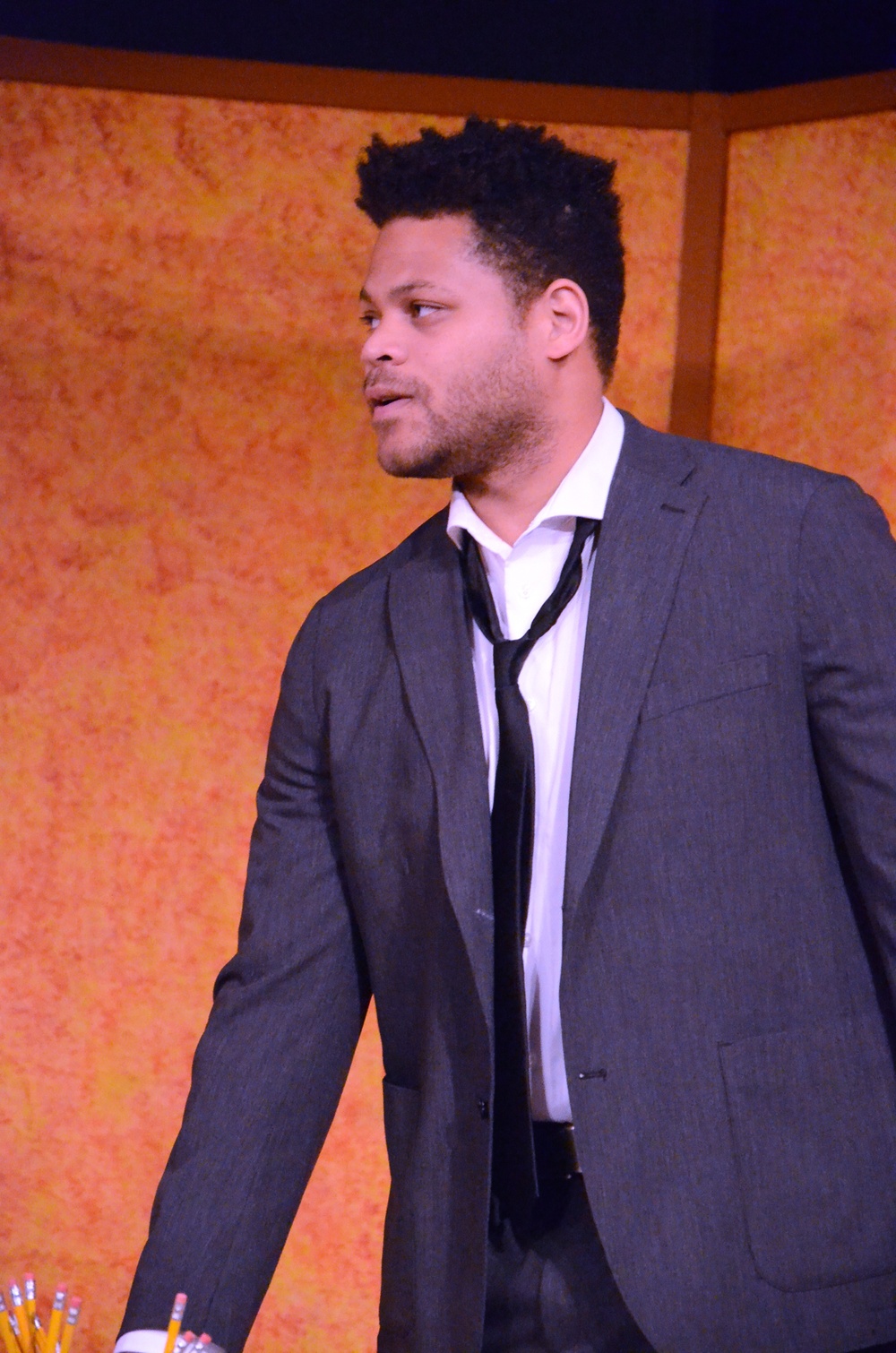 “Unforgettable Laughter” at Soldiers' Theatre “Unforgettable Laughter” at Soldiers' Theatre