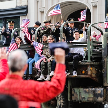 353rd Civil Affairs Command Participates in the 2021 New York City Veterans Day Parade