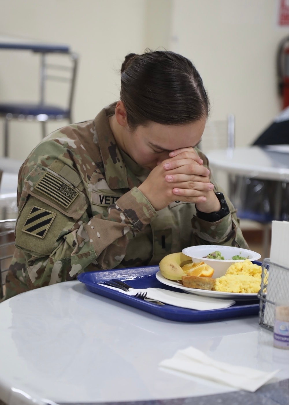 Camp Arifjan holds Veterans Day prayer breakfast