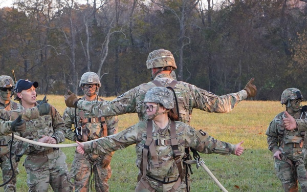 New soldier conduct SPIES training