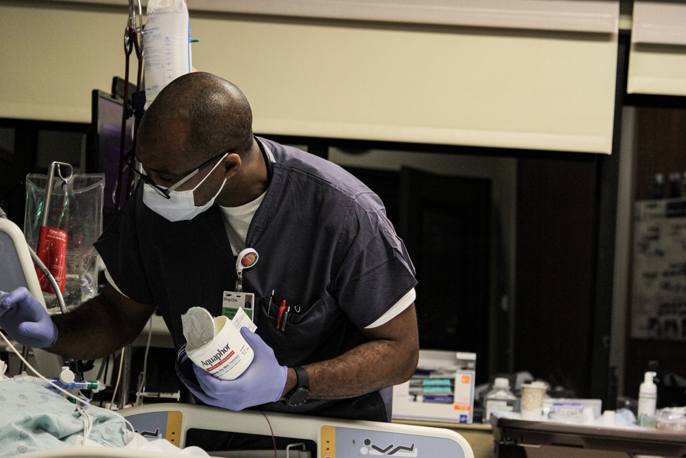 U.S. Navy Sailors perform medical care at Billings Clinic Hospital