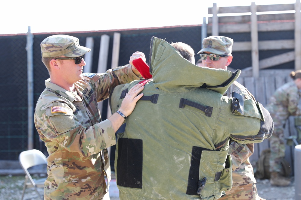 Regional Command – East Soldiers Compete in Best Mountain Warrior Competition