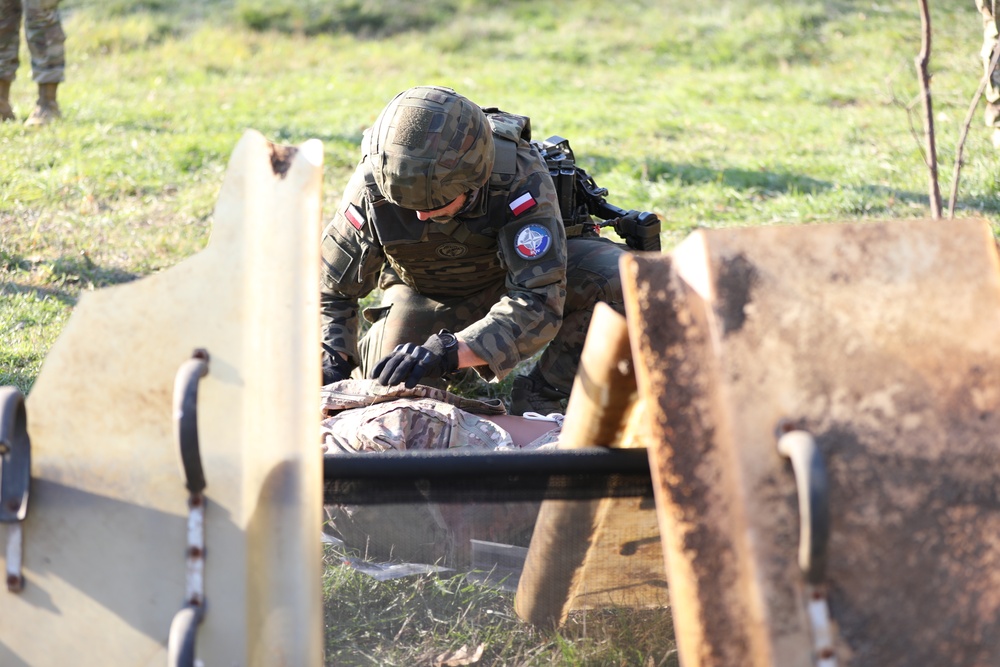 Regional Command – East Soldiers Compete in Best Mountain Warrior Competition