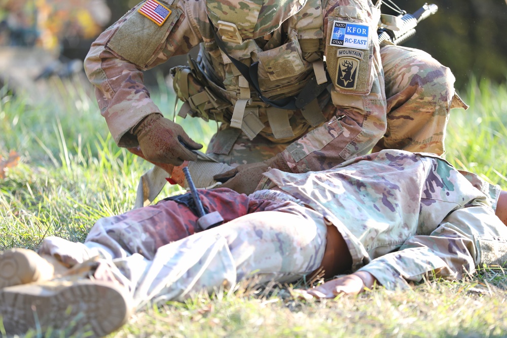 Regional Command – East Soldiers Compete in Best Mountain Warrior Competition