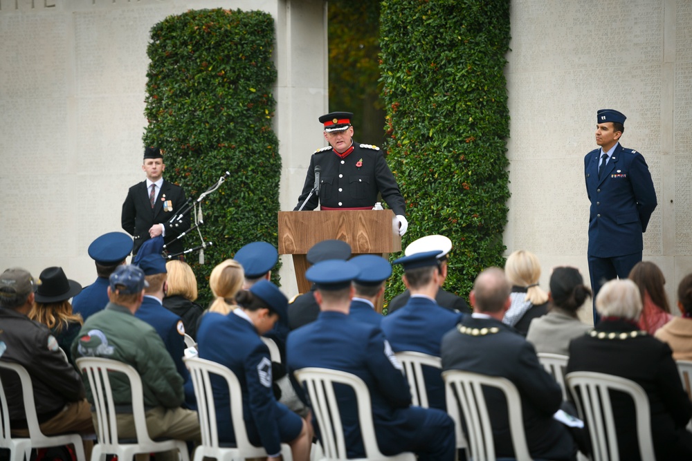 US, UK pay tribute at Veterans Day ceremony