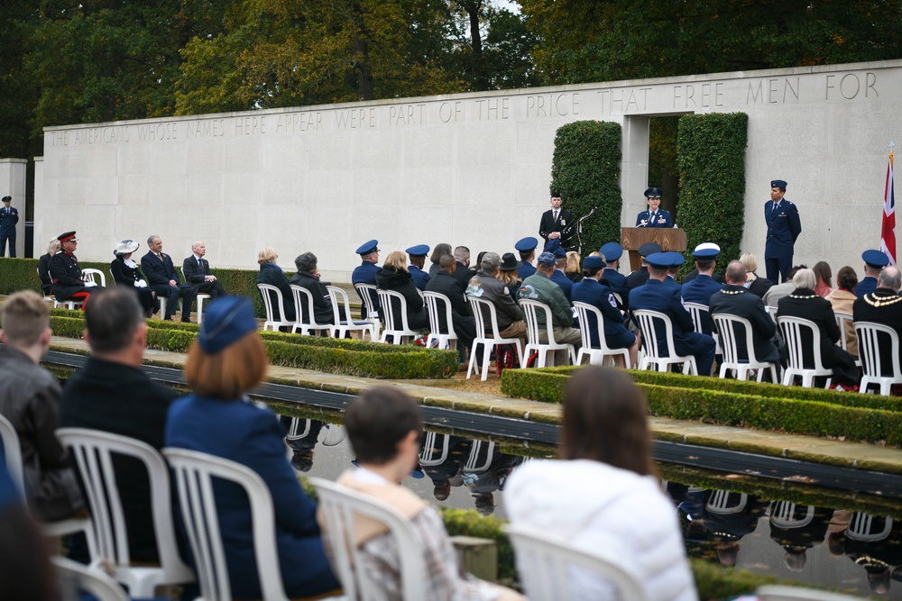 US, UK pay tribute at Veterans Day ceremony