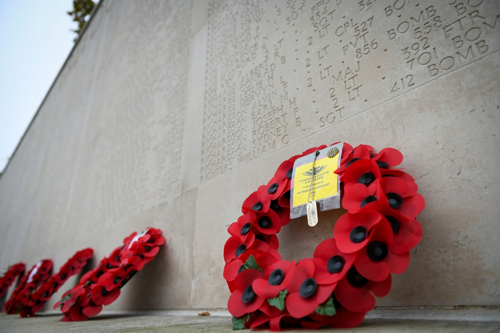 US, UK pay tribute at Veterans Day ceremony